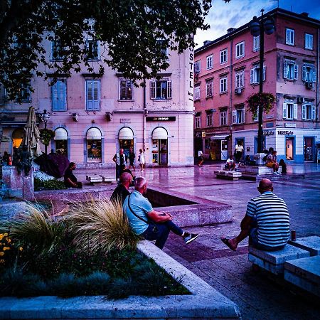 Hostel Kosy Rijeka Eksteriør billede