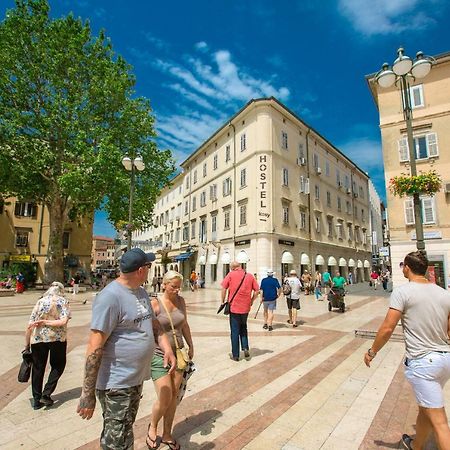 Hostel Kosy Rijeka Eksteriør billede