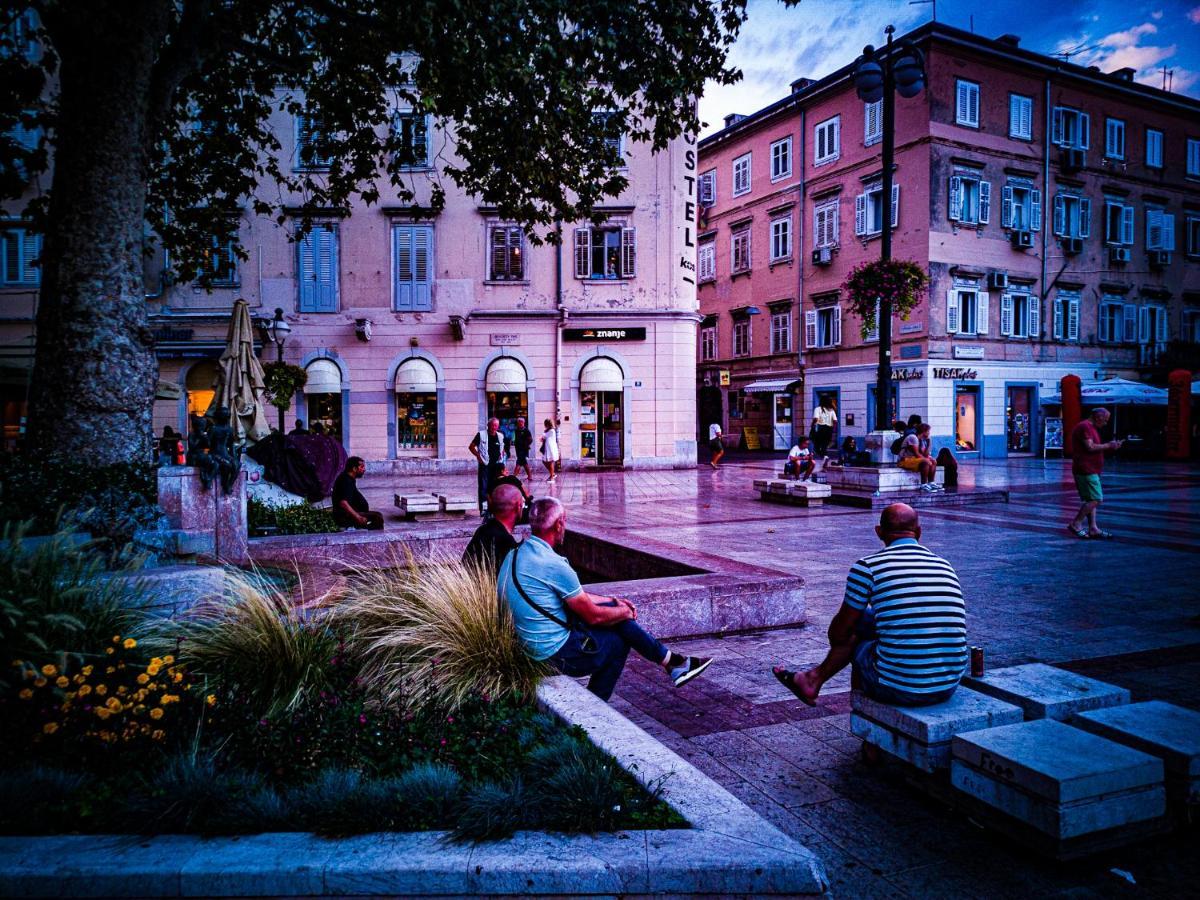 Hostel Kosy Rijeka Eksteriør billede